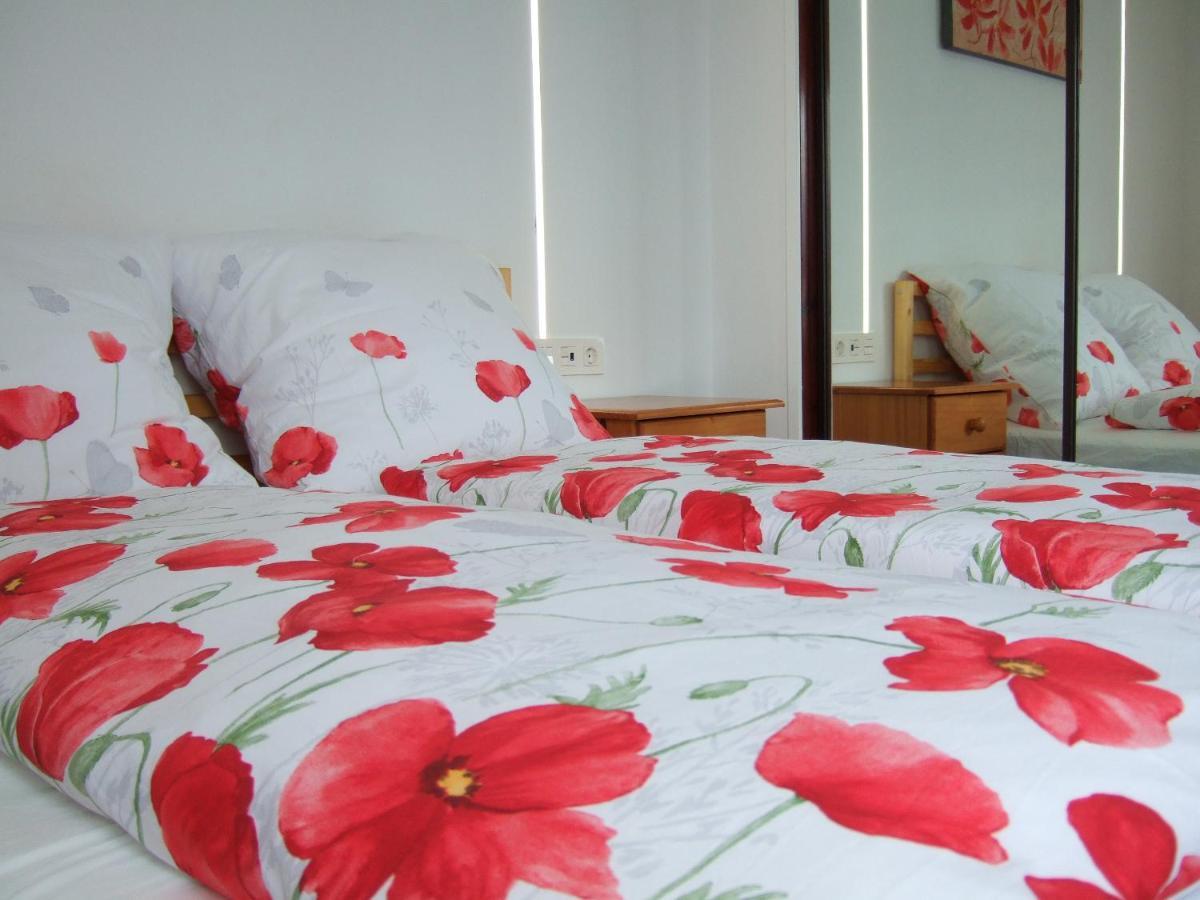 Room With Private Bathroom And Sea View, 50 M Del Mar Radazul Eksteriør billede
